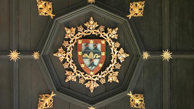 Detail from the Gate tower ceiling showing Ƶ crest